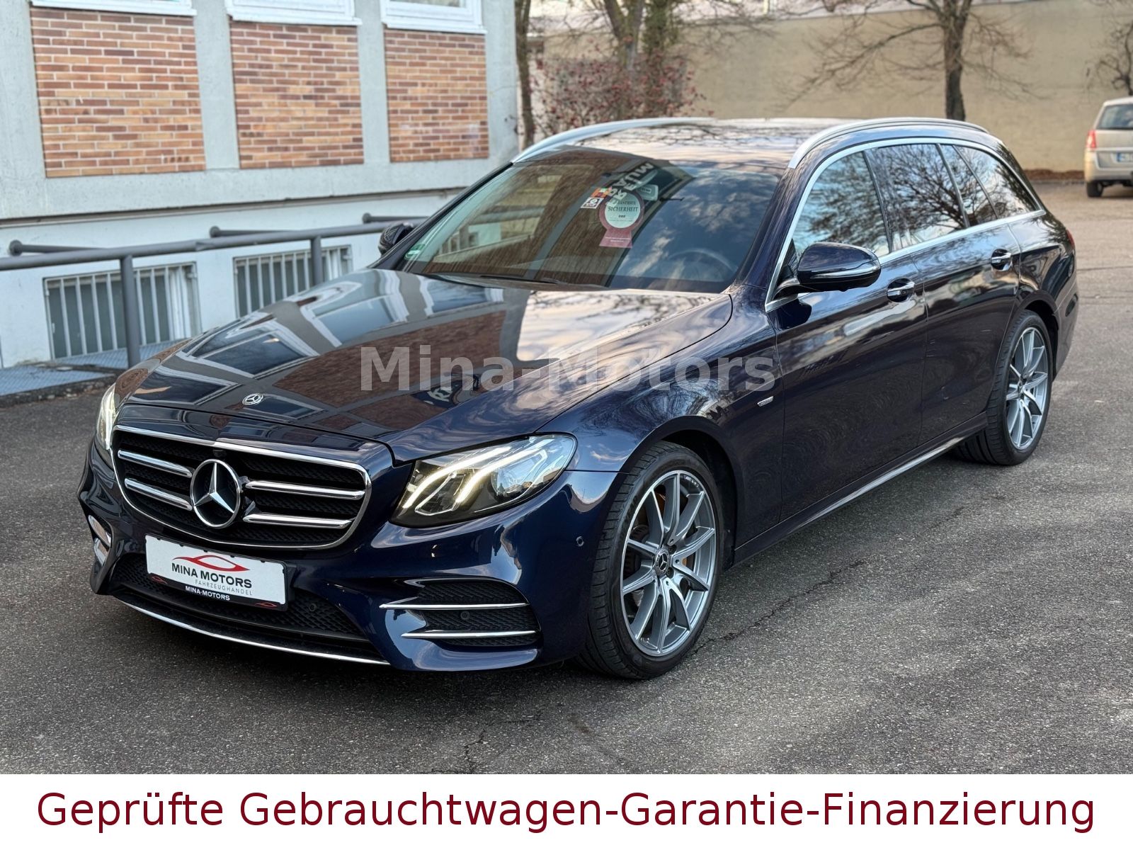 MERCEDES-BENZ E 200 AMG Sportstyle Edition LED Wide 360° 4,69%
