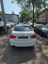 BMW 325 3 Limousine 325i - BMW 325 aus 2010