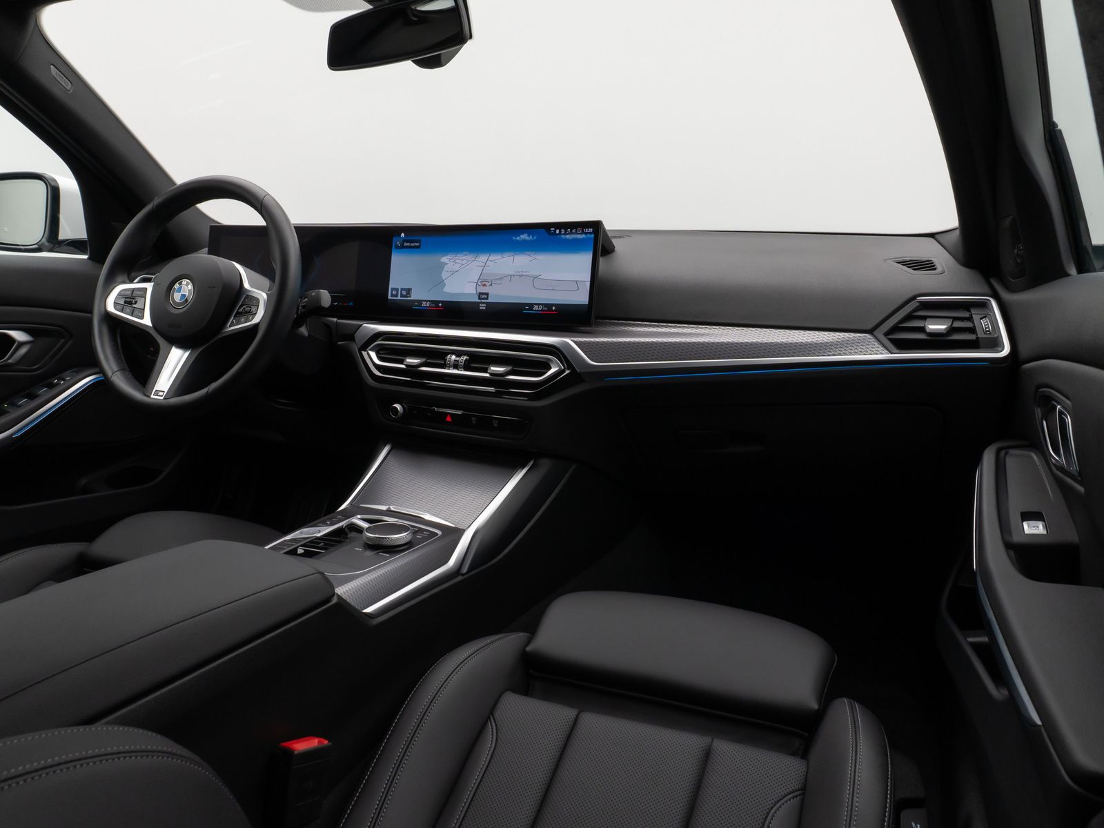 Fahrzeugabbildung BMW 320i M Sport Pro 360°HUD DAB H/K Standhzg LED