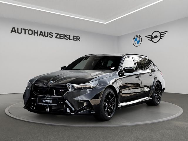 BMW M5 Touring UPE 156.629,-€ AHK Glasdach (Fahrzeug B00433CY65206)