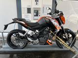 KTM 125 Duke Top Zustand - viele Neuteile - KTM 125