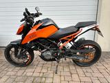 KTM Duke 125 von 2019 +TÜV, Kettensatz, Reifen Neu - KTM DUKE 125