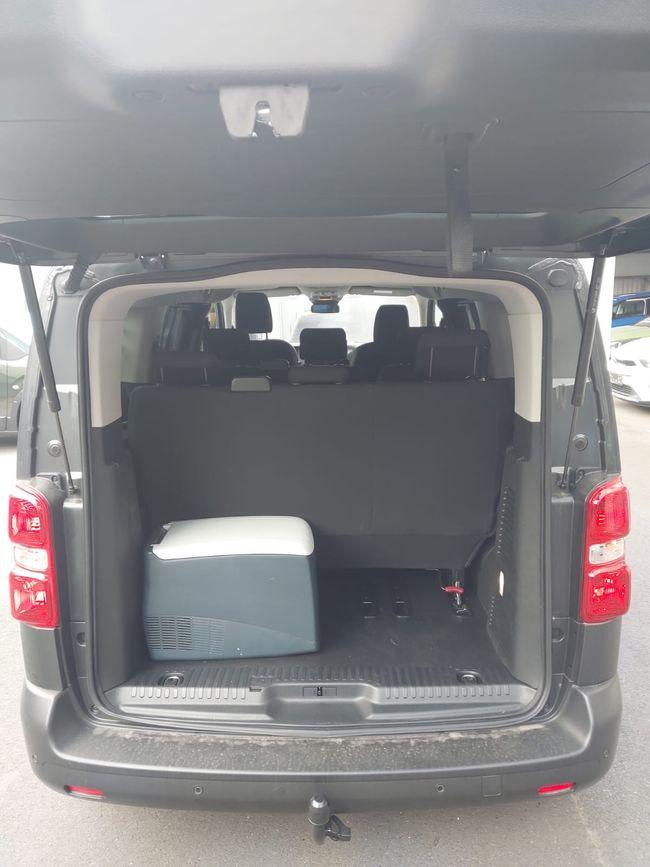 Peugeot Expert L2 (kurz) 8-Sitze Navi AHK Klimaautomatik