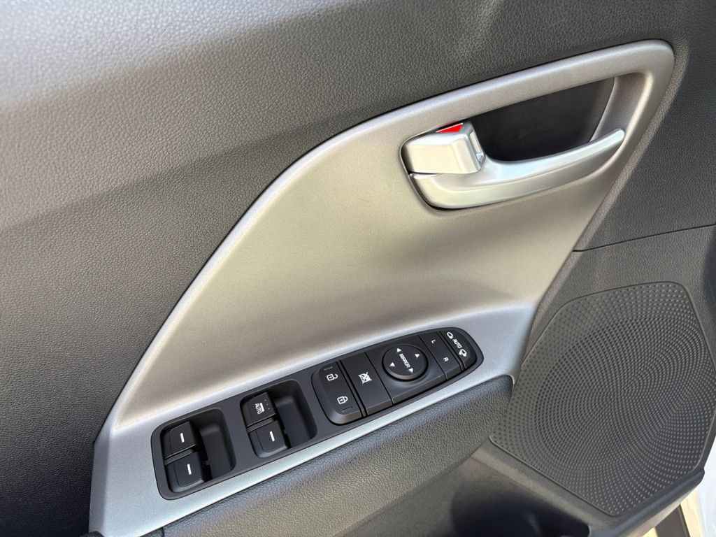 Fahrzeugabbildung Kia Niro 1.6 Plug-in Hybrid Edition 7
