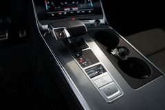 AUDI A6 Avant 45 TFSI quattro | S line | B&O | AHK AUDI A6 Avant 45 TFSI quattro | S line | B&O | AHK