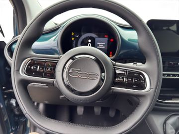 Fiat 500 Cabrio 1.0 FireFly 48 kW Icon Kam.+SHZ+LM