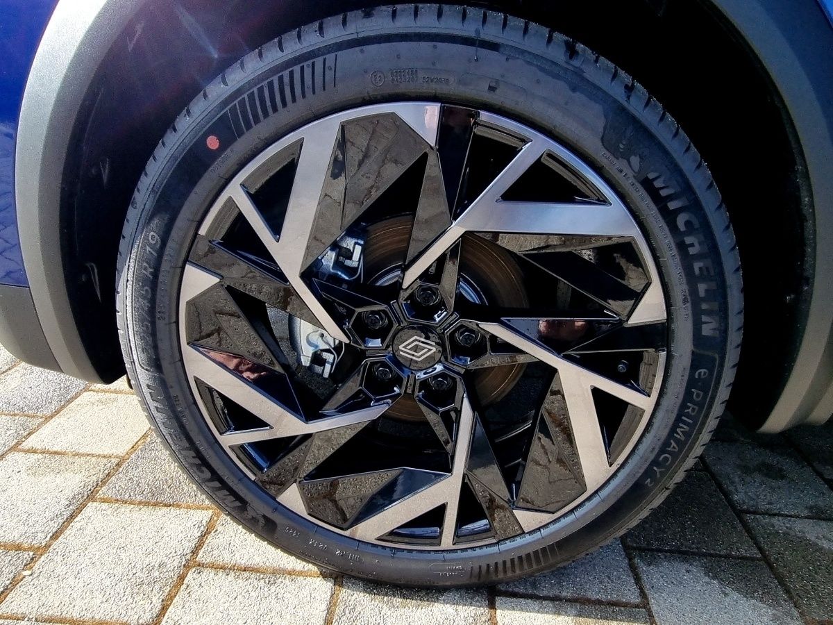 Fahrzeugabbildung Renault Captur Esprit Alpine Mild Hybrid 140 EDC