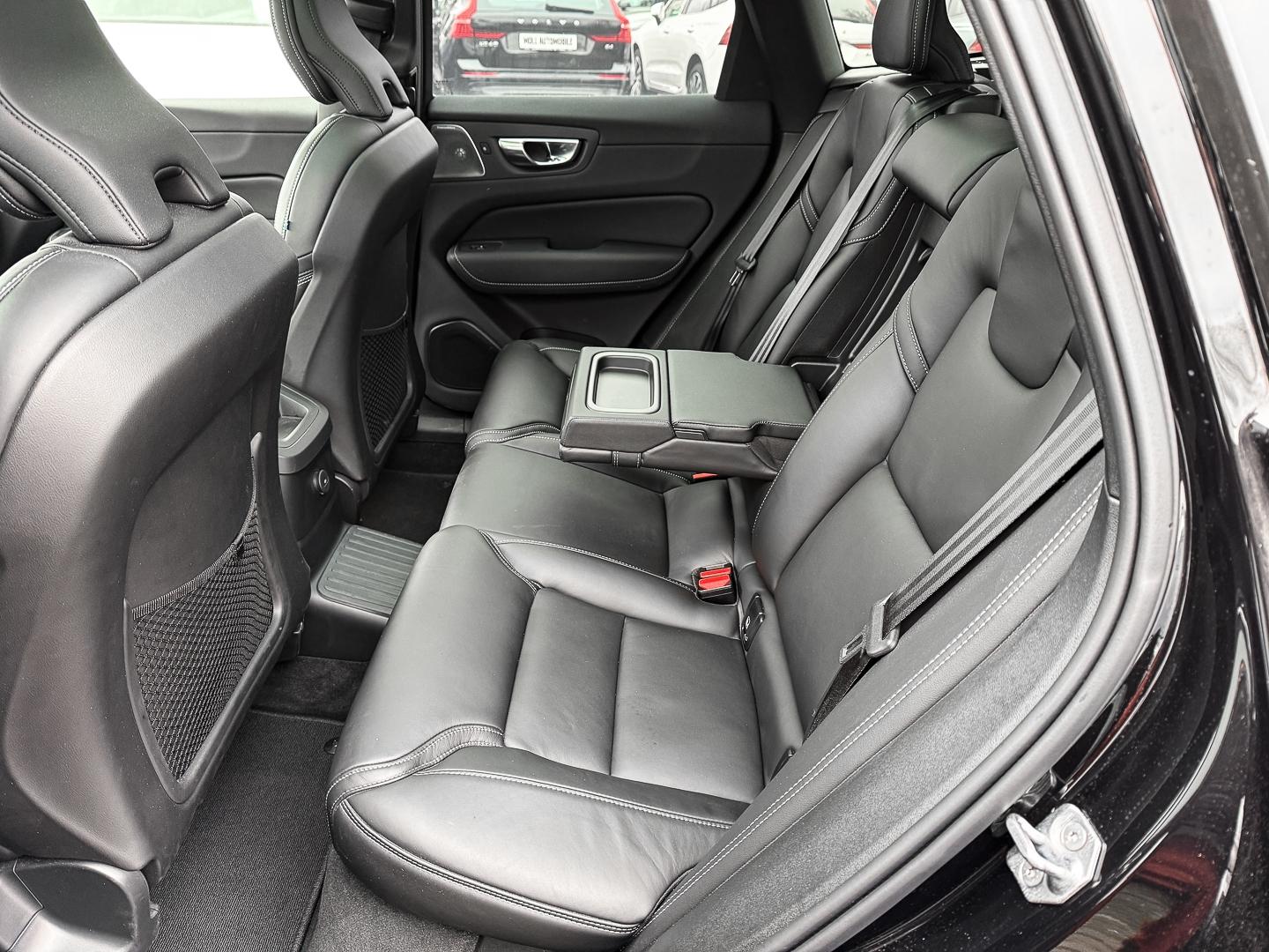 Volvo XC60 Inscription Recharge Plug-In Hybrid AWD T8 