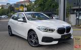 BMW 118i Lim.*1.Hd*Temp*PANO*LED*CarPlay*Virtual*TOP - BMW Gebrauchtwagen von 2023