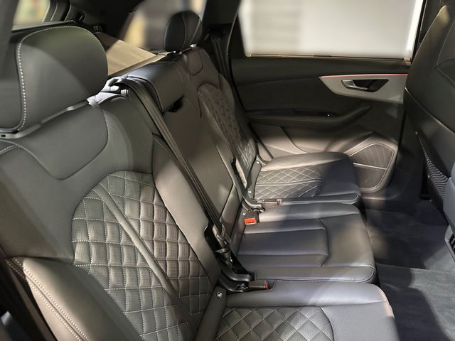 SQ7 TFSI QUATTRO 7 SITZE+HD MATRIX+LUFT+AHK+PANO