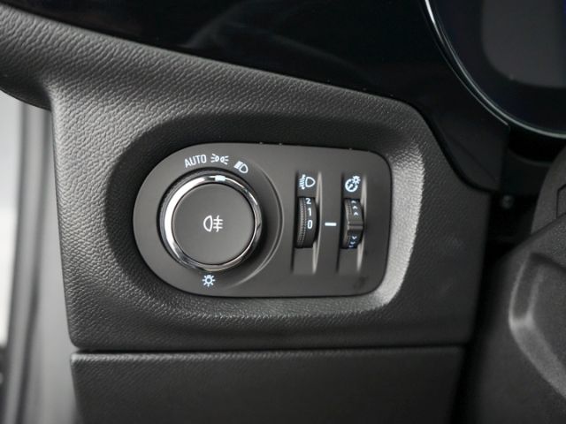 Corsa F FACELIFT GS+LED+NAVI+RÜCKFAHRKAMERA+SITZ