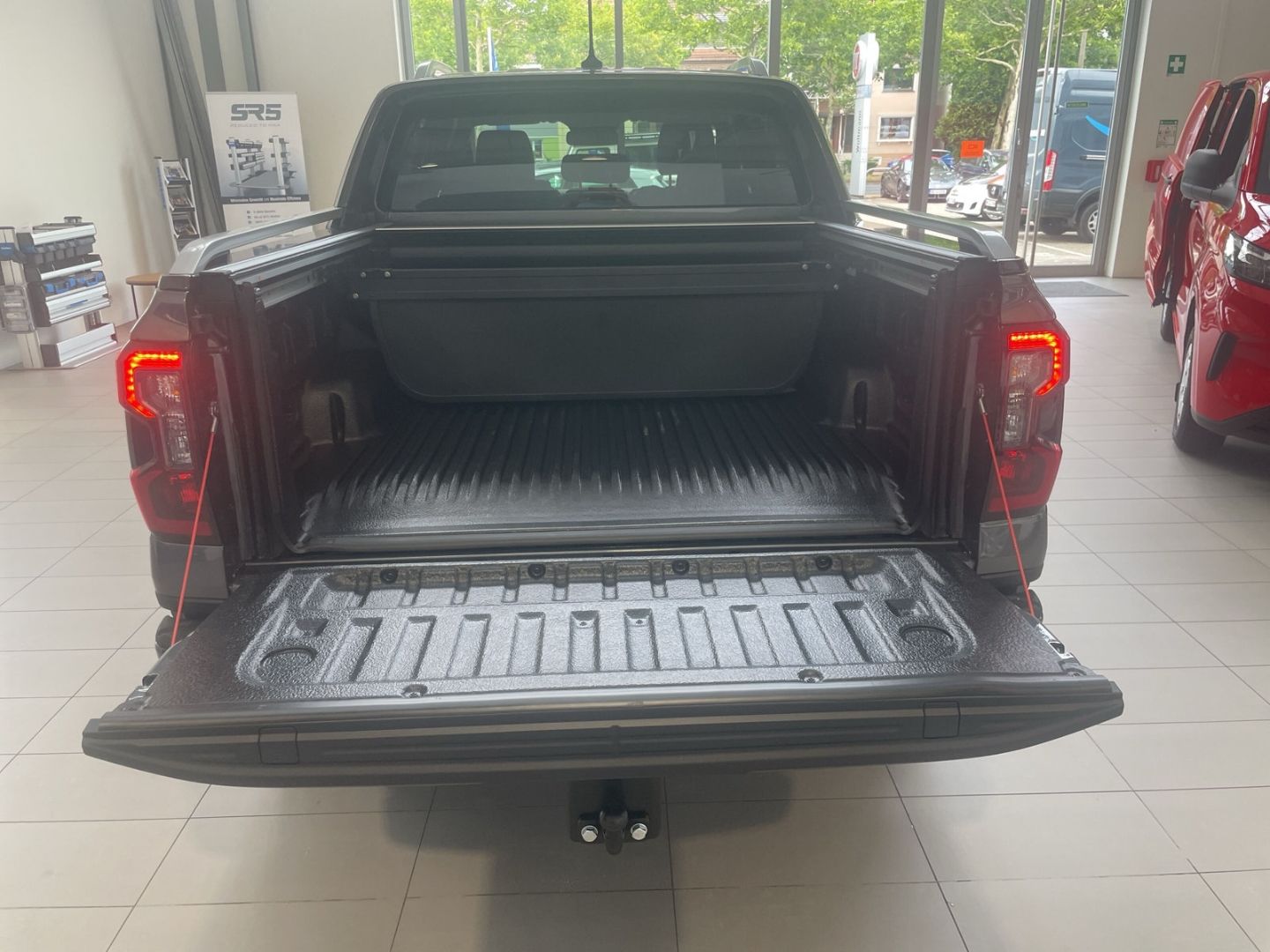 Fahrzeugabbildung Ford Ranger Plug-in-Hybrid Wildtrak e-4WD DoKa 2.3 EB