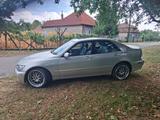 Lexus LEXUS IS 300 Manual - silberne Lexus IS-Serie