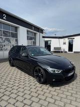 BMW 325 3 Touring 325 d M Sport Leder LED AHK 19" - BMW 325 Gebrauchtwagen
