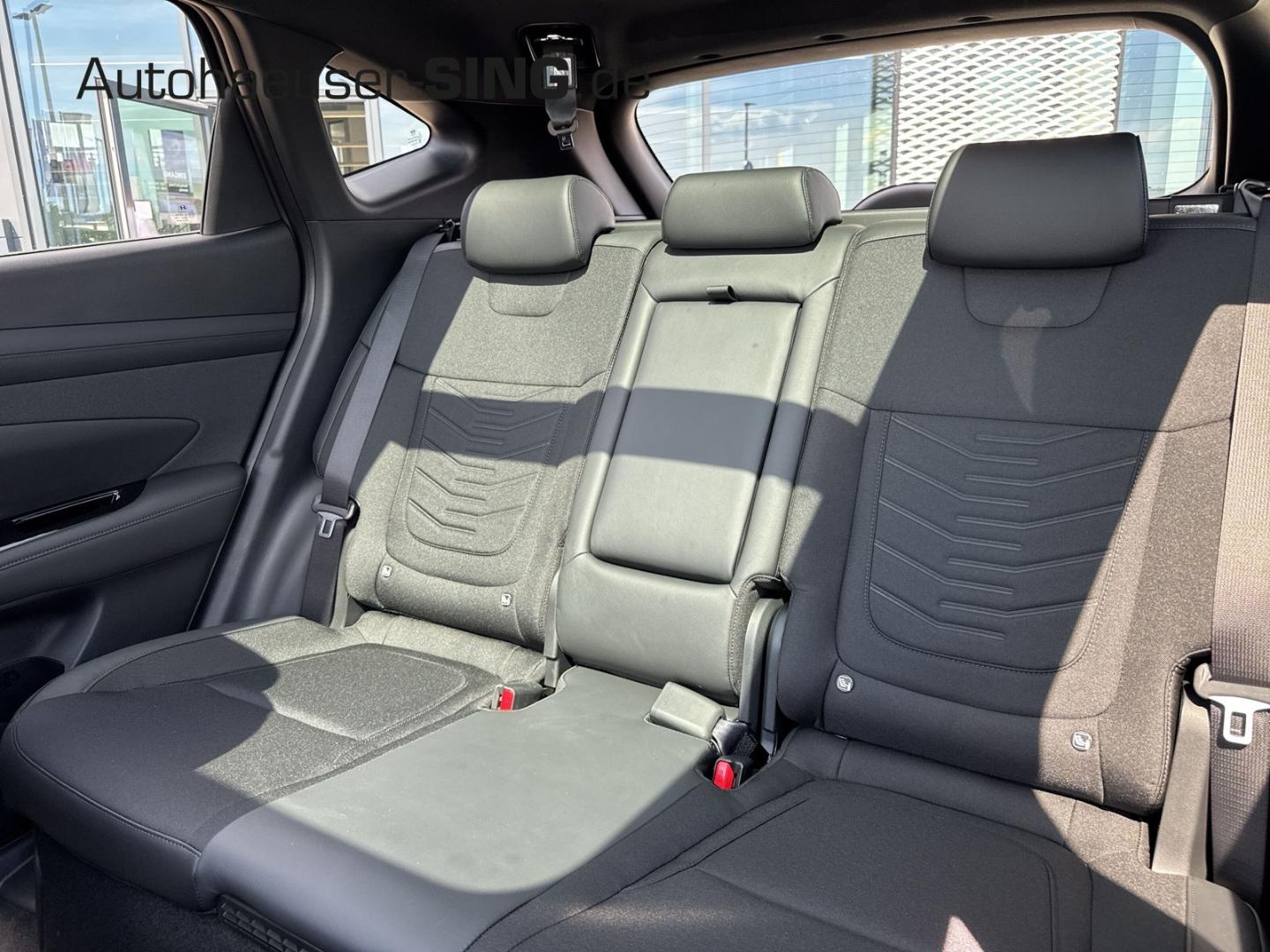 Hyundai TUCSON Hybrid Pano el. Heck Kamera 19'', миниатюра 16