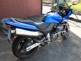 Honda CB 600 S Hornet  tiefergelegt - HONDA 2001 HORNET 600