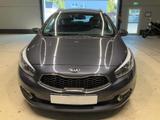 Kia cee'd 1.6 GDI Spirit Navi*Xenon*AHK*2. Hand - Kia cee'd / Ceed: Kombi