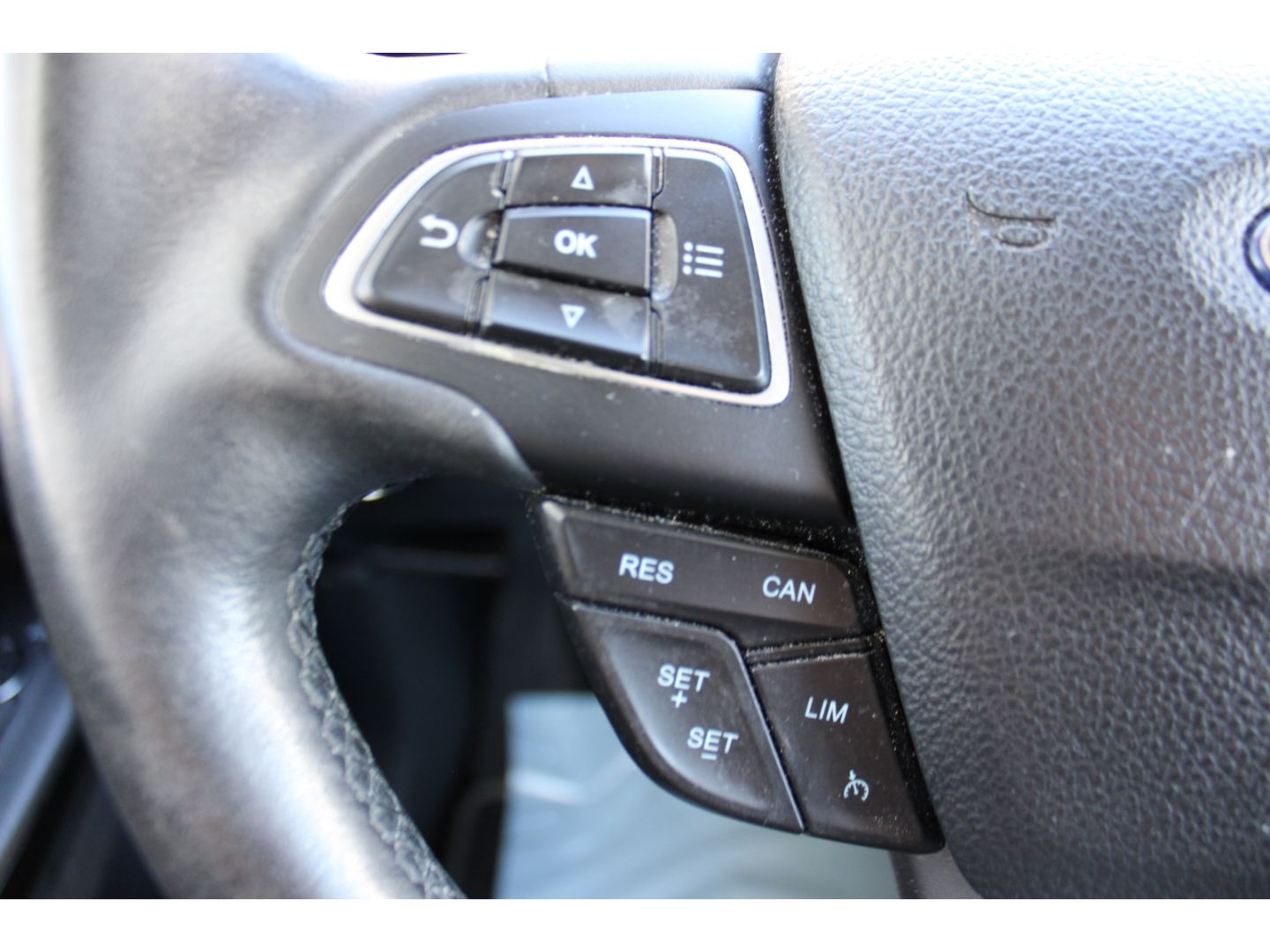 Fahrzeugabbildung Ford EcoSport Titanium WiPa RFK Tempomat  Android Aut