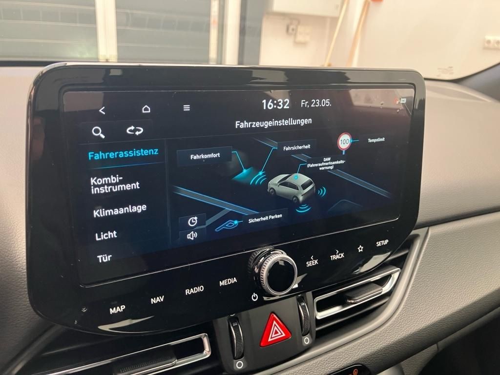 Fahrzeugabbildung Hyundai i30 Kombi 1.5 T-GDI 7-DCT N-Line Pano 2xKlima