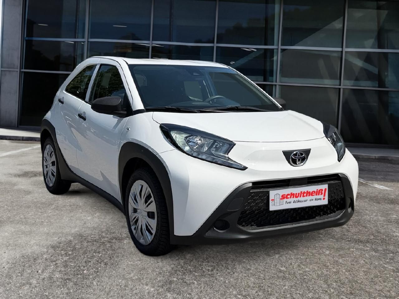 Fahrzeugabbildung Toyota Aygo X Basis