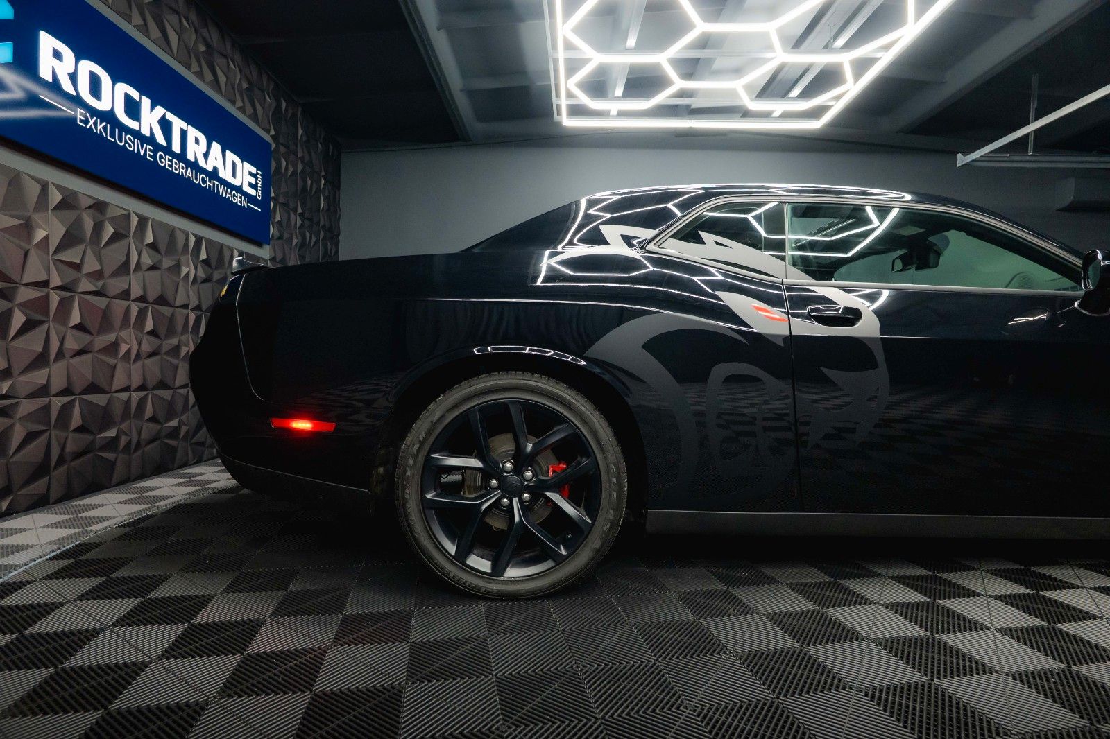 Fahrzeugabbildung Dodge Challenger 5.7 V8 R/T SRT Performance SuperTrack