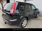 Nissan X-Trail Elegance - Nissan X-TRAIL Elegance mit Benzin-Antrieb