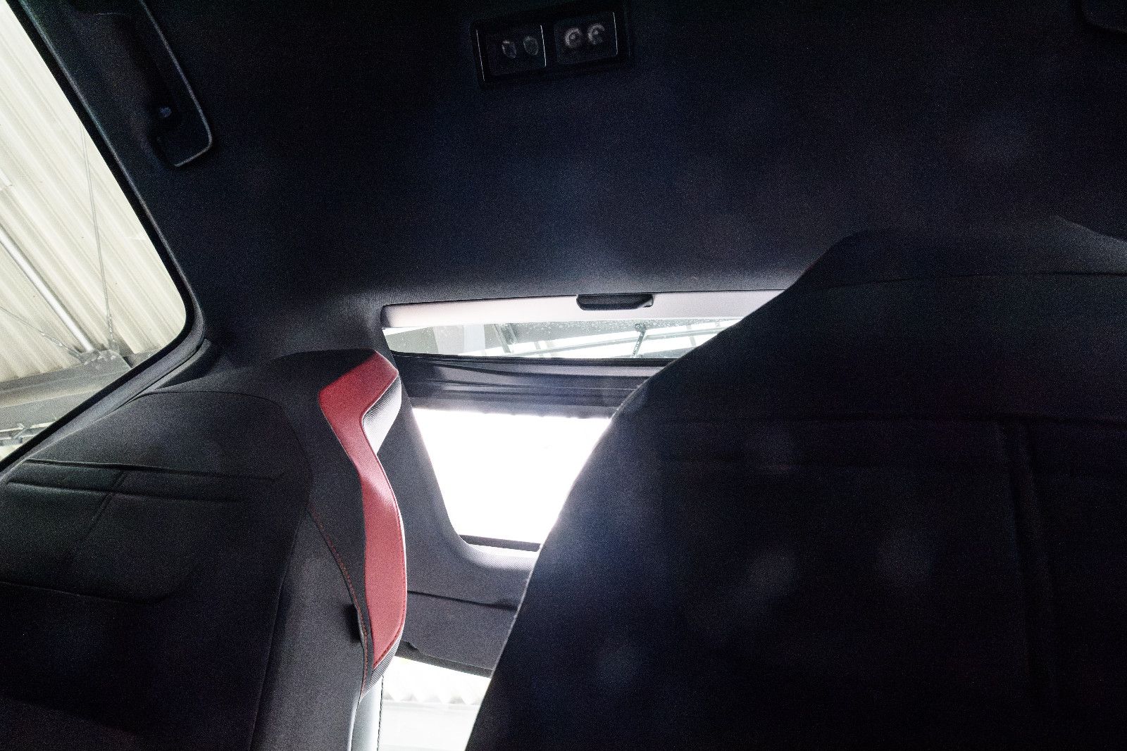 Fahrzeugabbildung Volkswagen Golf VIII GTI DSG LED+PANO+RFK+HuD+BLACK-STYLE