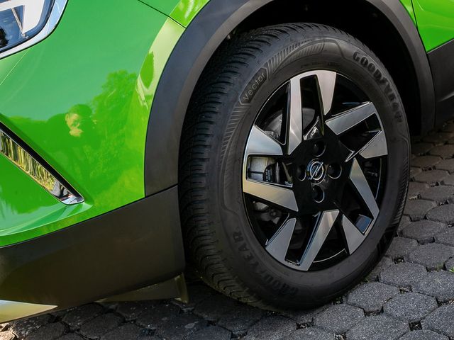 Opel Mokka e Elegance Fahrerassistenz-Paket Kamera