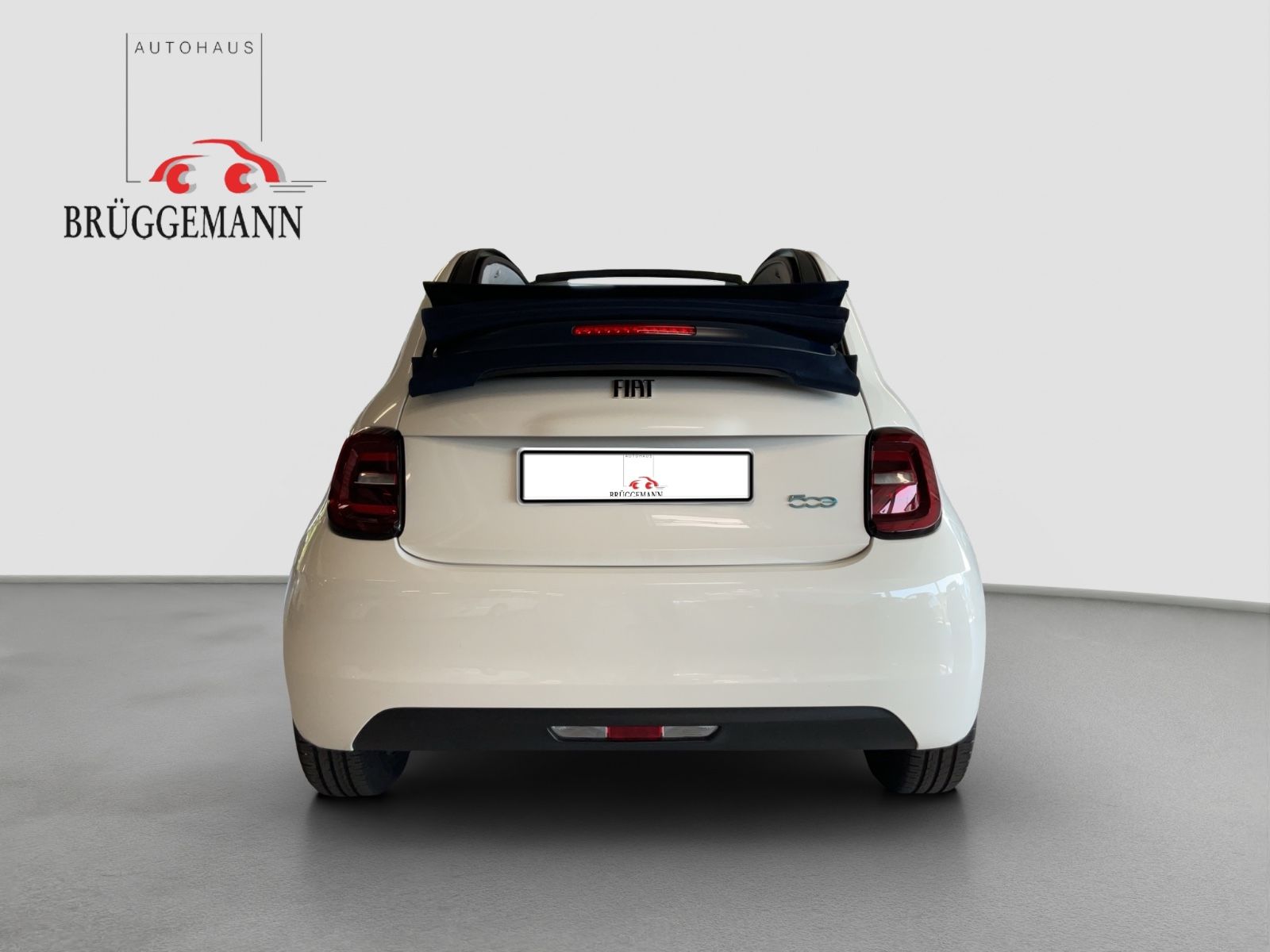 Fahrzeugabbildung Fiat 500e 42 kWh Cabrio
