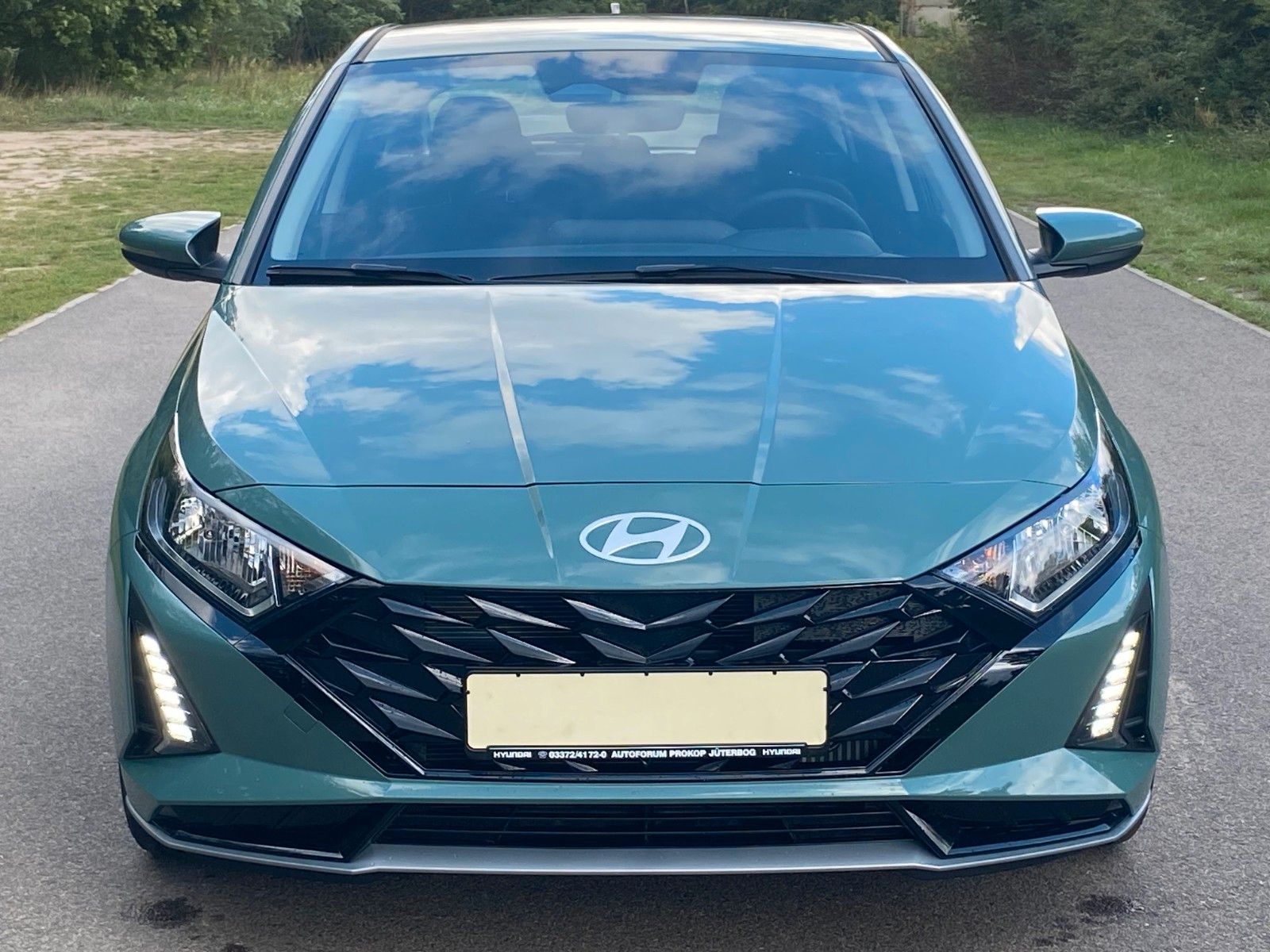 Fahrzeugabbildung Hyundai i20 1.0 T-GDI Trend *Navi*Sitzhzg*BOSE*DCT*RFK*