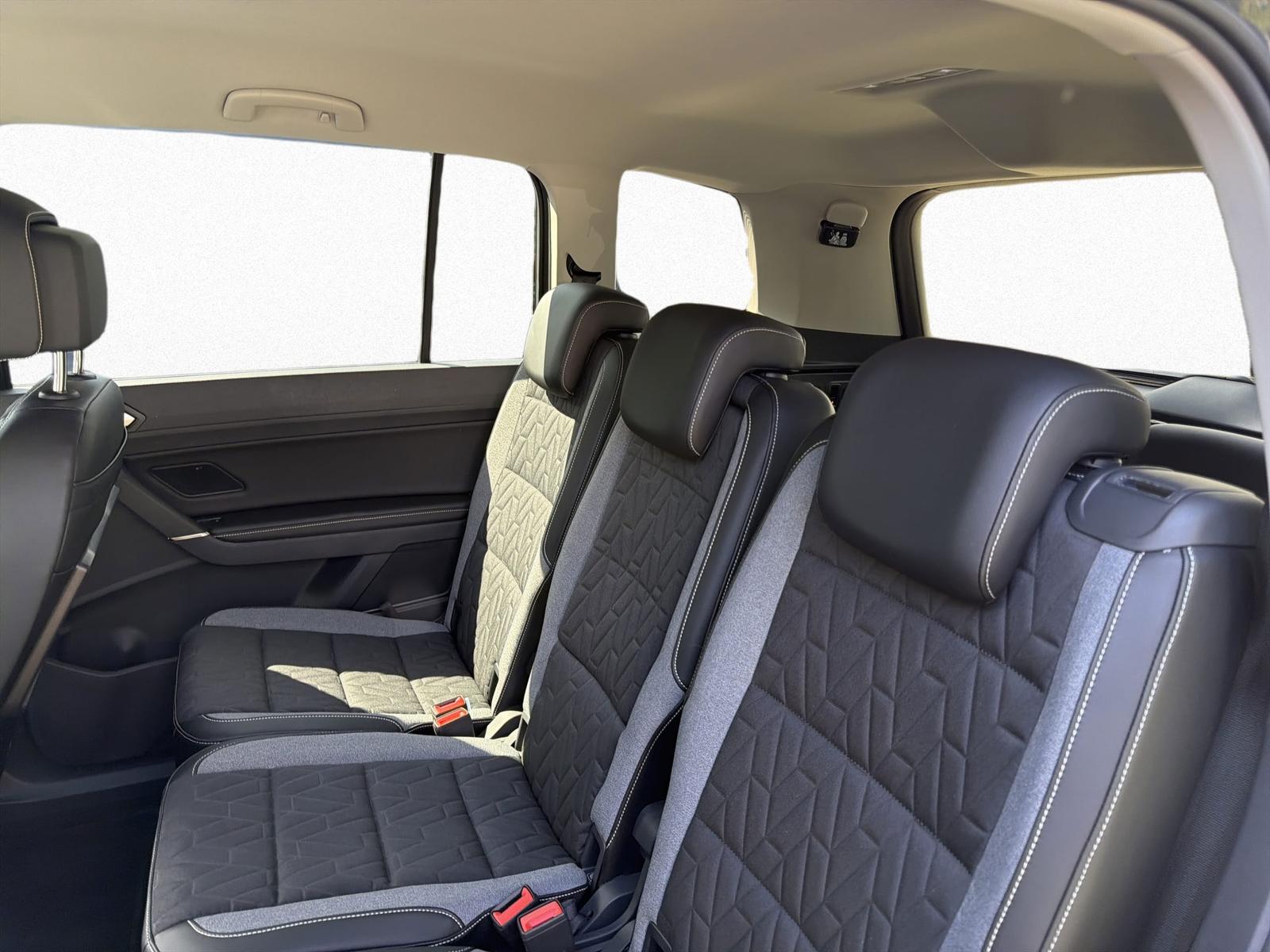Volkswagen Touran Comfortline 1.5 TSI 7-DSG 7-SITZER KAMERA, миниатюра 10