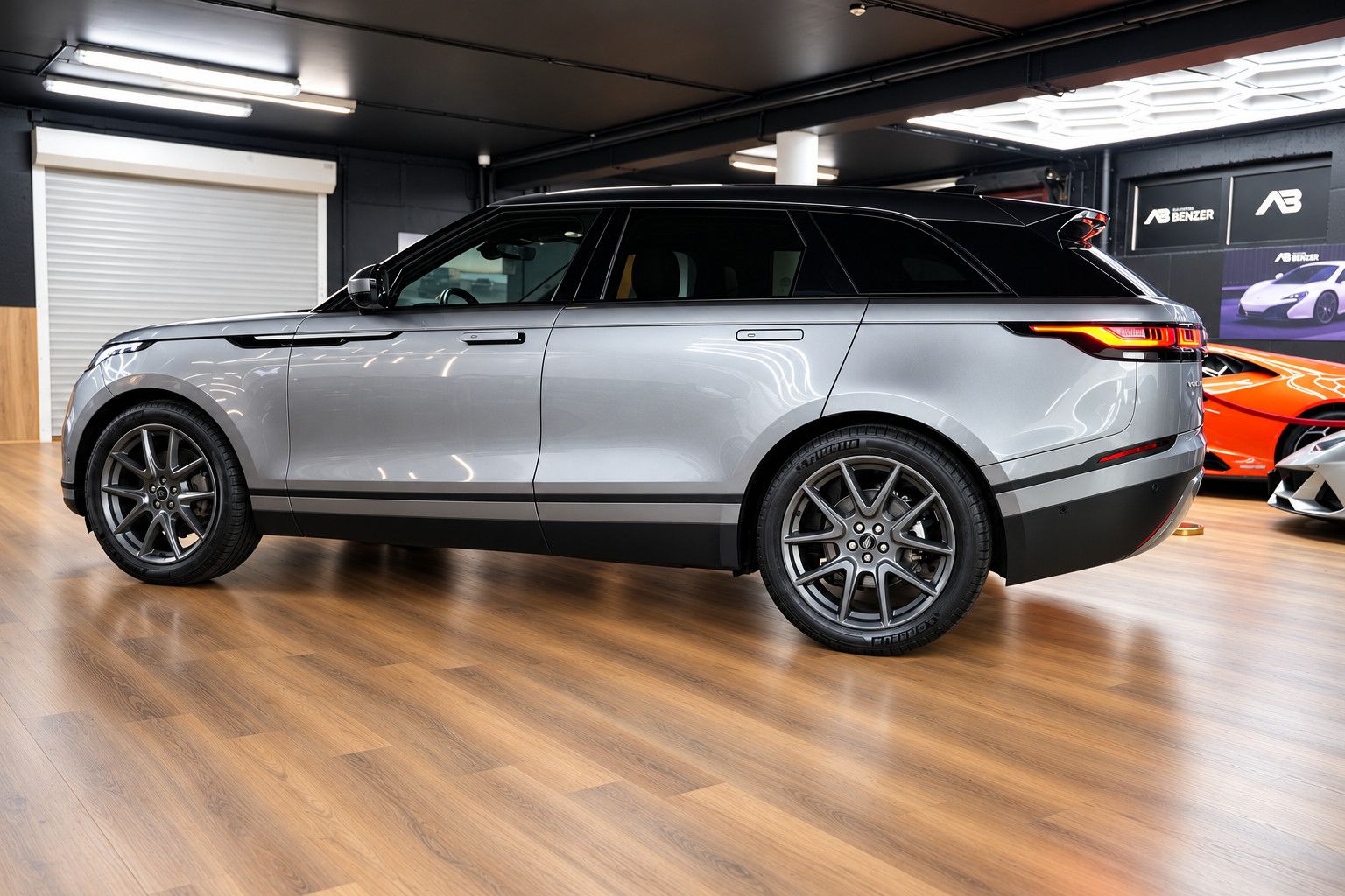 Fahrzeugabbildung Land Rover Range Rover Velar /360*Cam/LED/CapPlay/LEDER/