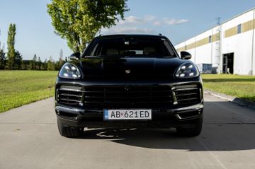 Porsche Cayenne - 3