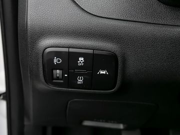 Hyundai i10 1.0 Trend Kamera Navi Spurhalteassistent