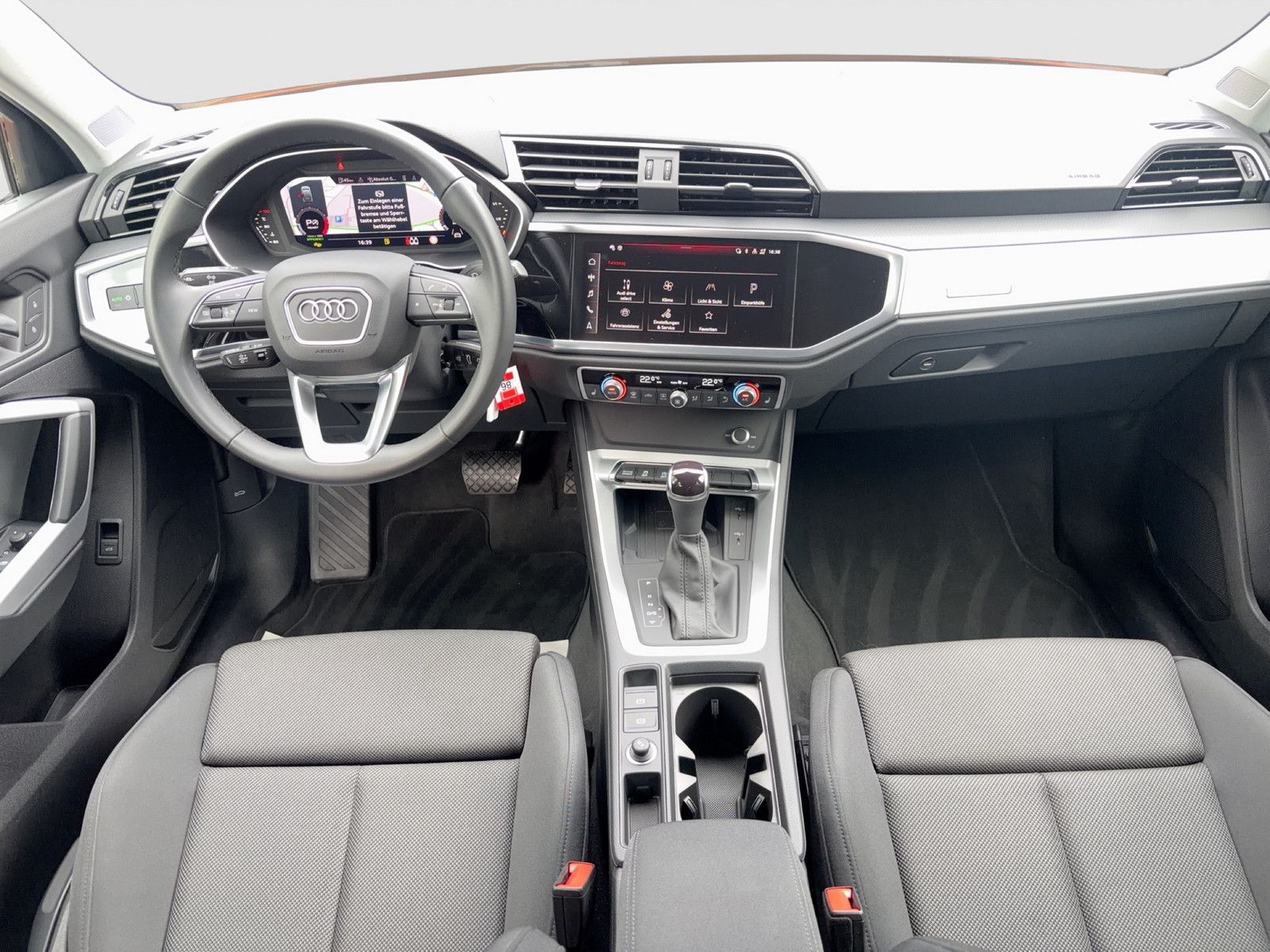 Audi Q3 - Bild 12