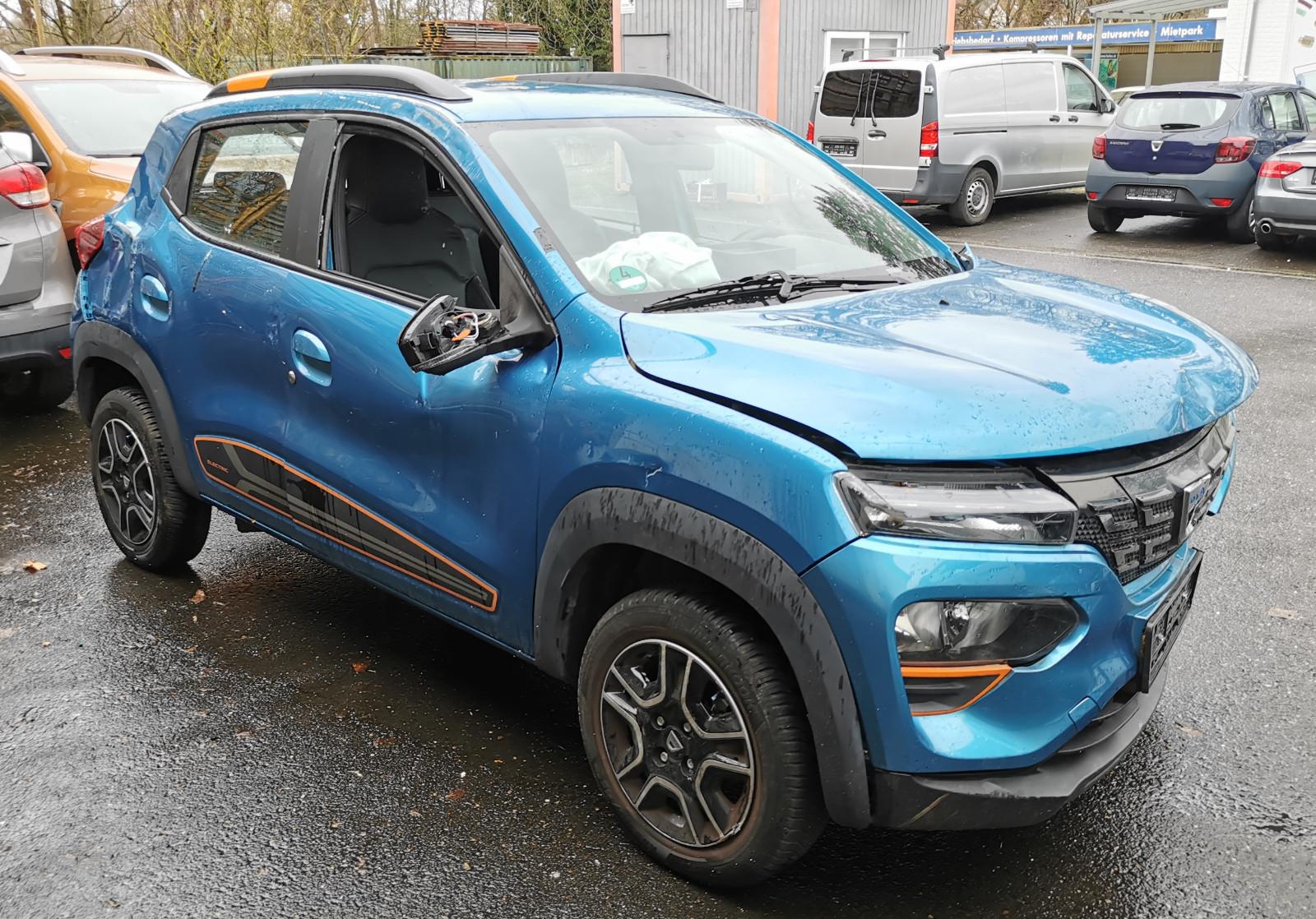 Dacia Spring Electric Comfort Plus Navi Leder Kamera !