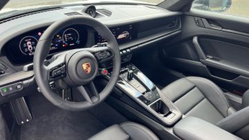 Porsche 992 - 6