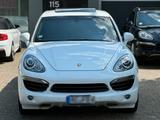 Porsche Cayenne S Hybrid - Porsche Cayenne in Aachen