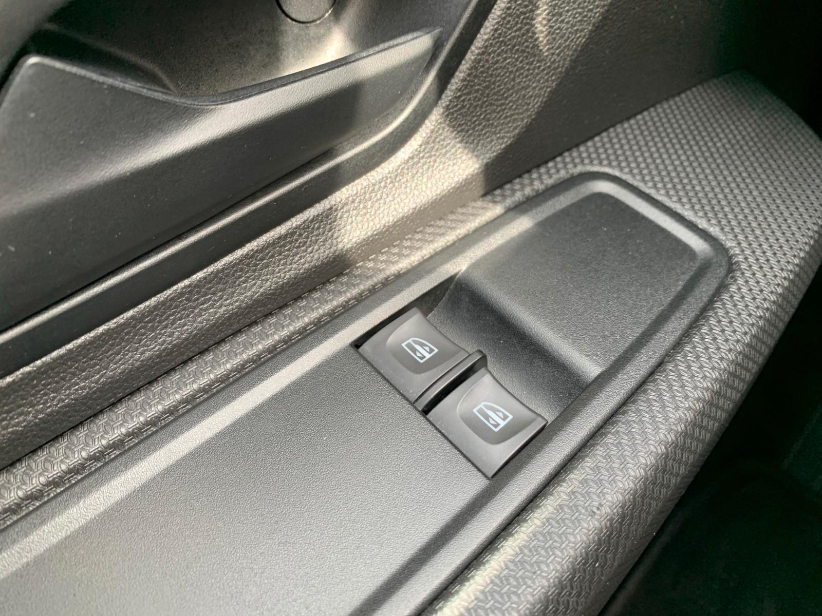 Dacia Sandero III AHK+LED+Sitzhzg+Klima