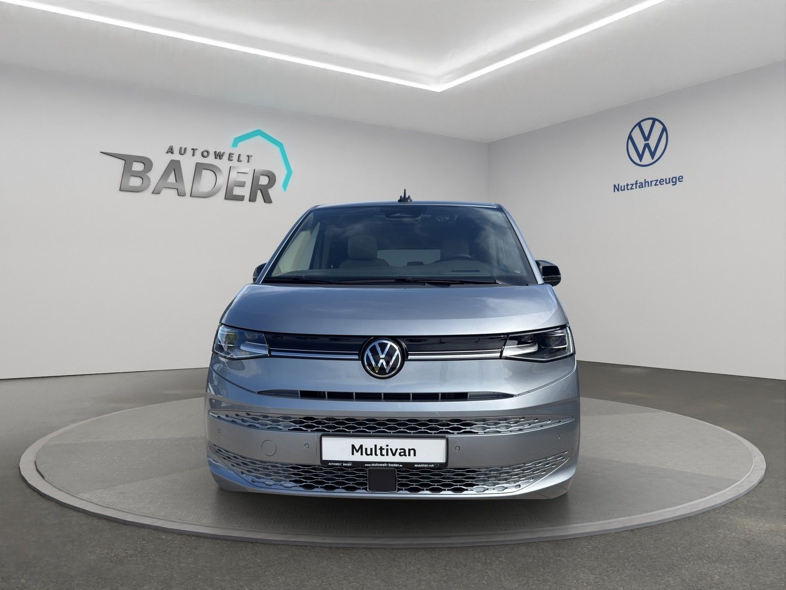 Volkswagen T7 Multivan Life 1,5 l 130 kW eHybrid OPF 4MOTIO imagem 2