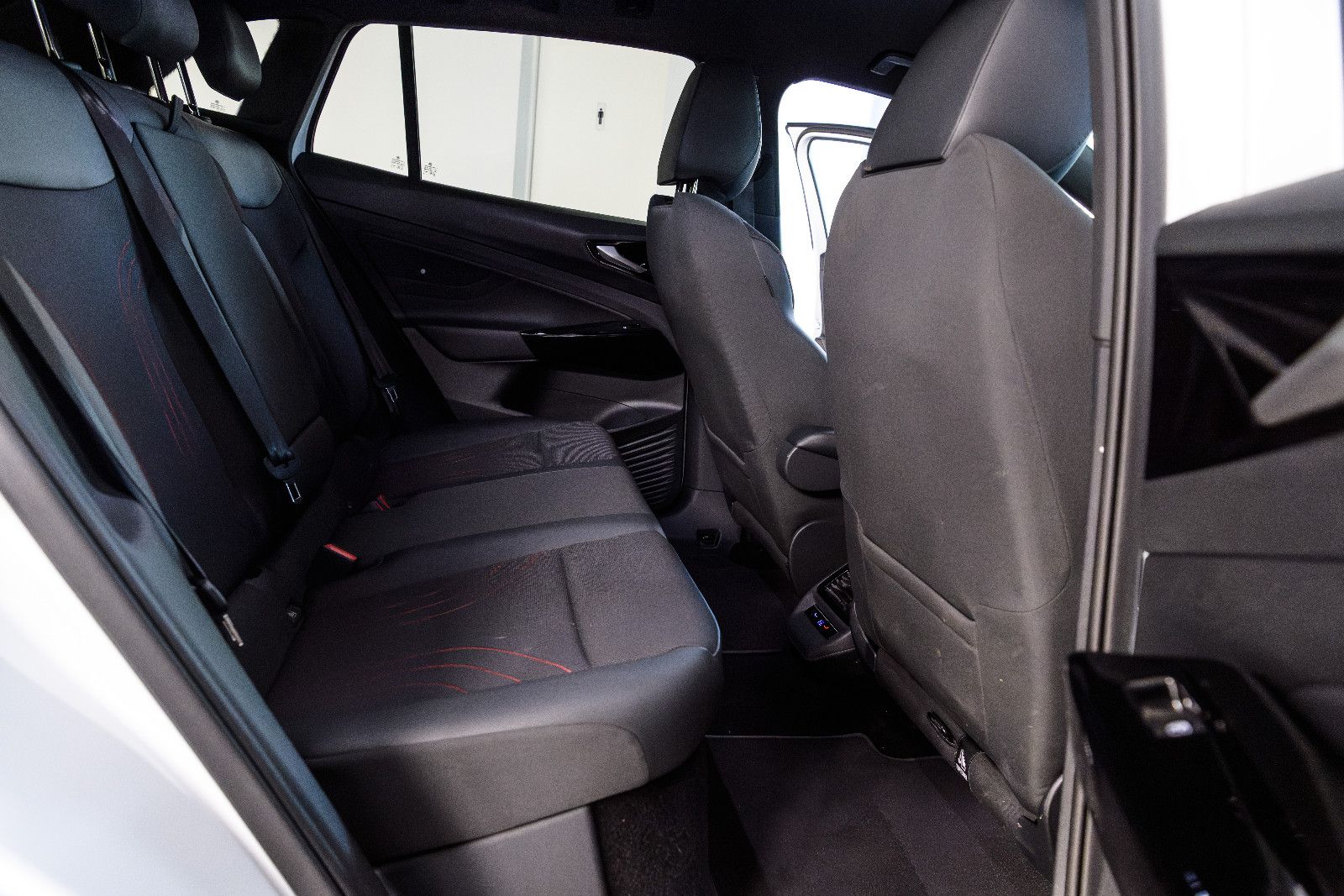 Fahrzeugabbildung Volkswagen ID.4 GTX 4Motion IQ-LED+360°KAM+E-HECK+WÄPU+APP