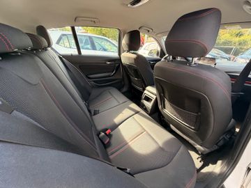 BMW 118 - 10