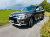 Mitsubishi Outlander 2.2 DI-D Edition Allr... - Mitsubishi Outlander Gebrauchtwagen in Dresden