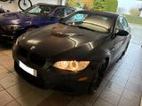 BMW M3 Cabrio E93 - BMW M3 mit Benzin-Antrieb: Cabrio, Automatik