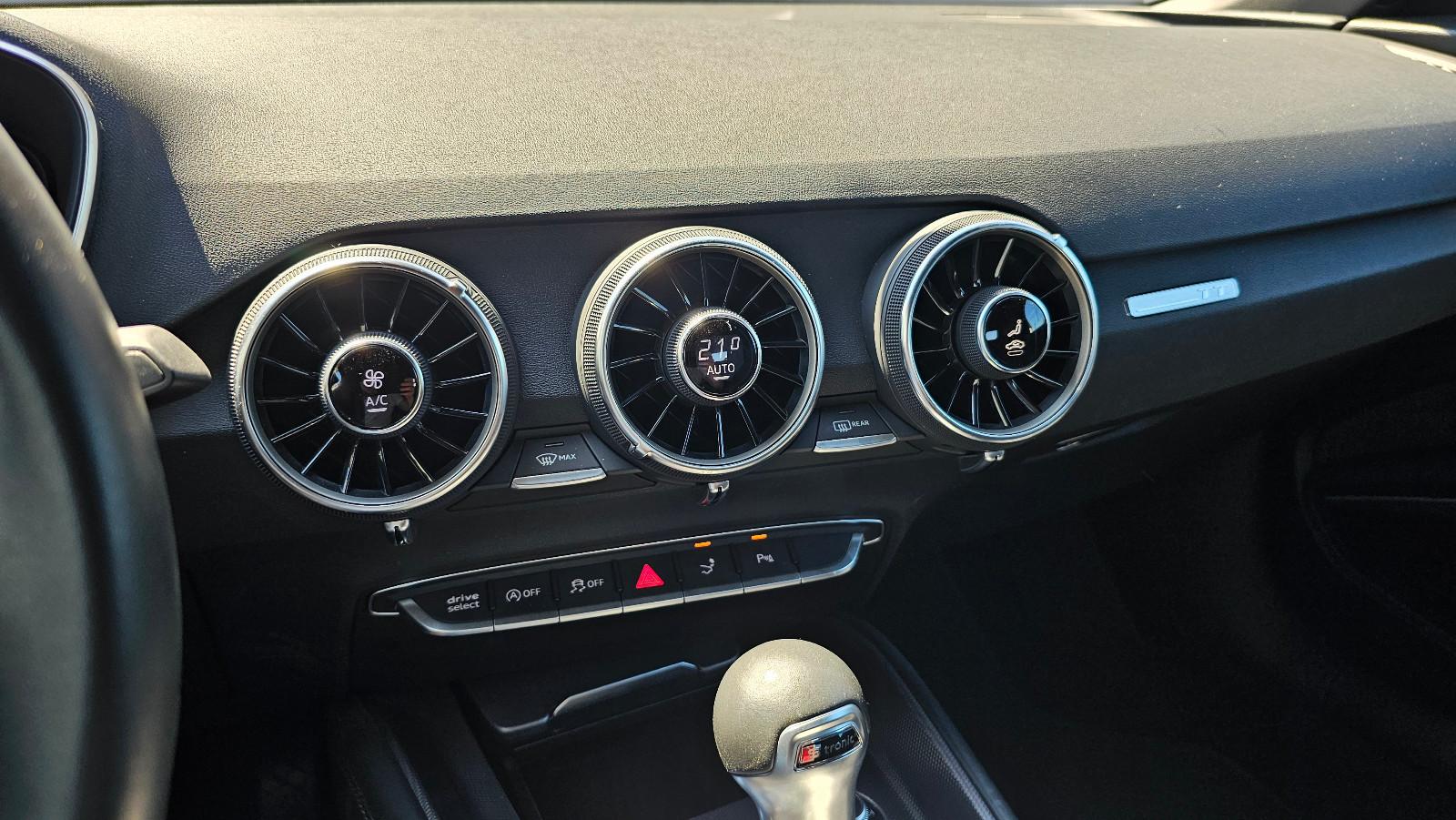 Audi TT Roadster 40 TFSI S-tronic S line Exclusive