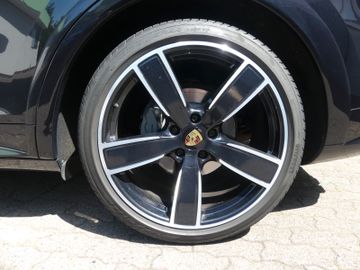 Porsche Cayenne - 10
