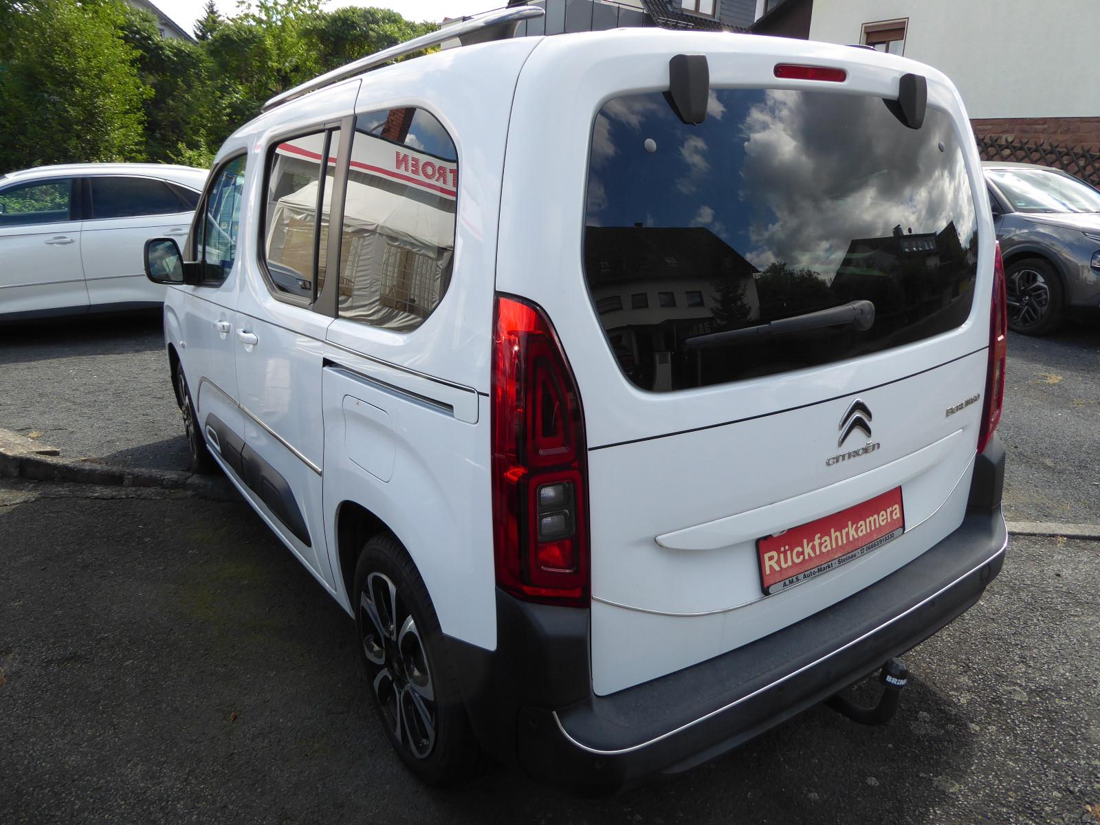 Citroën Berlingo Shine Blue HDI 131+Panorama+AHK