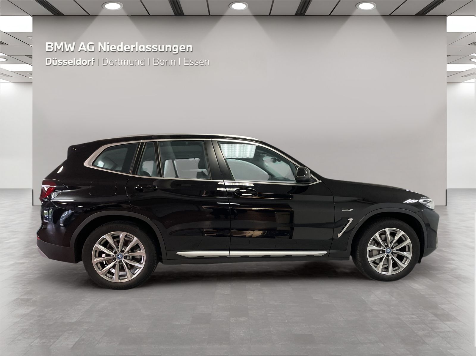 BMW X3 xDrive30e AHK LiveCockpitProf Kamera HiFi foto 5
