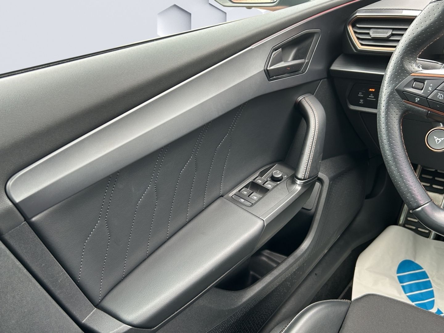 Leon Sportstourer 2.0 TSI 4Drive DSG 228kW LED A