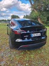 Tesla Model Y Long Range RWD EZ:06/2024 Heckantrieb  - gebrauchte Tesla Model Y aus dem Jahr 2024